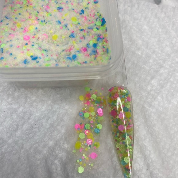 Confetti glitter acrylic powder mix - Picture 3 of 5